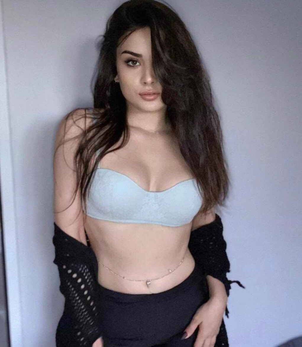 Bakırköy Escort Bayan Oyayla Gecelerin En Büyüleyici Anlar